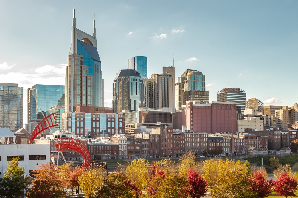 nashville skyline in the fall