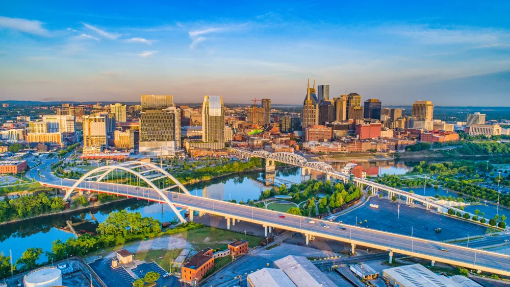 skyline of downtown nashville and the cumberland river