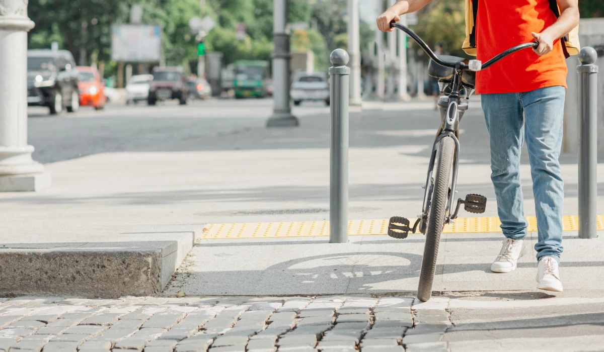 curb ramp in a sidewalk